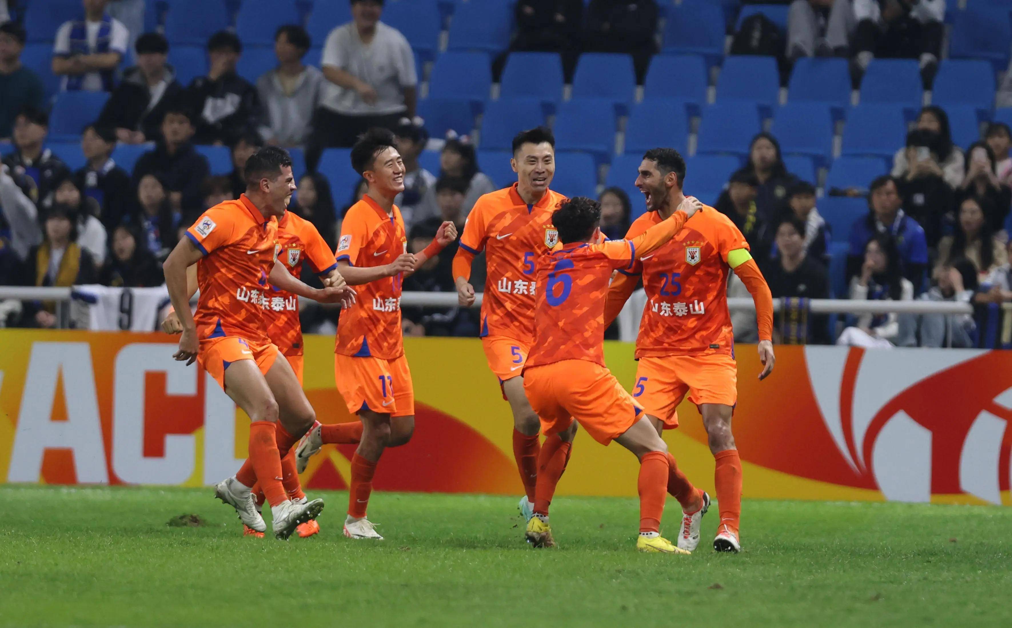 pg模拟器山东泰山训练开放日，赛前豪取连胜引欢呼，NBA总决赛在即，球队文化再被提及的简单介绍