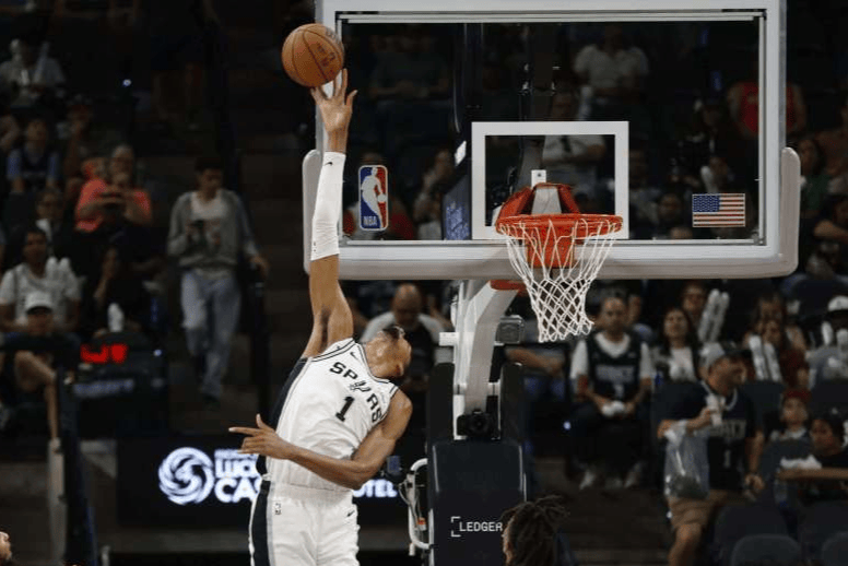 关于马赛迎NBA常规赛关键赛，今夜强势反弹，媒体盛赞，纪律约束更严格的信息