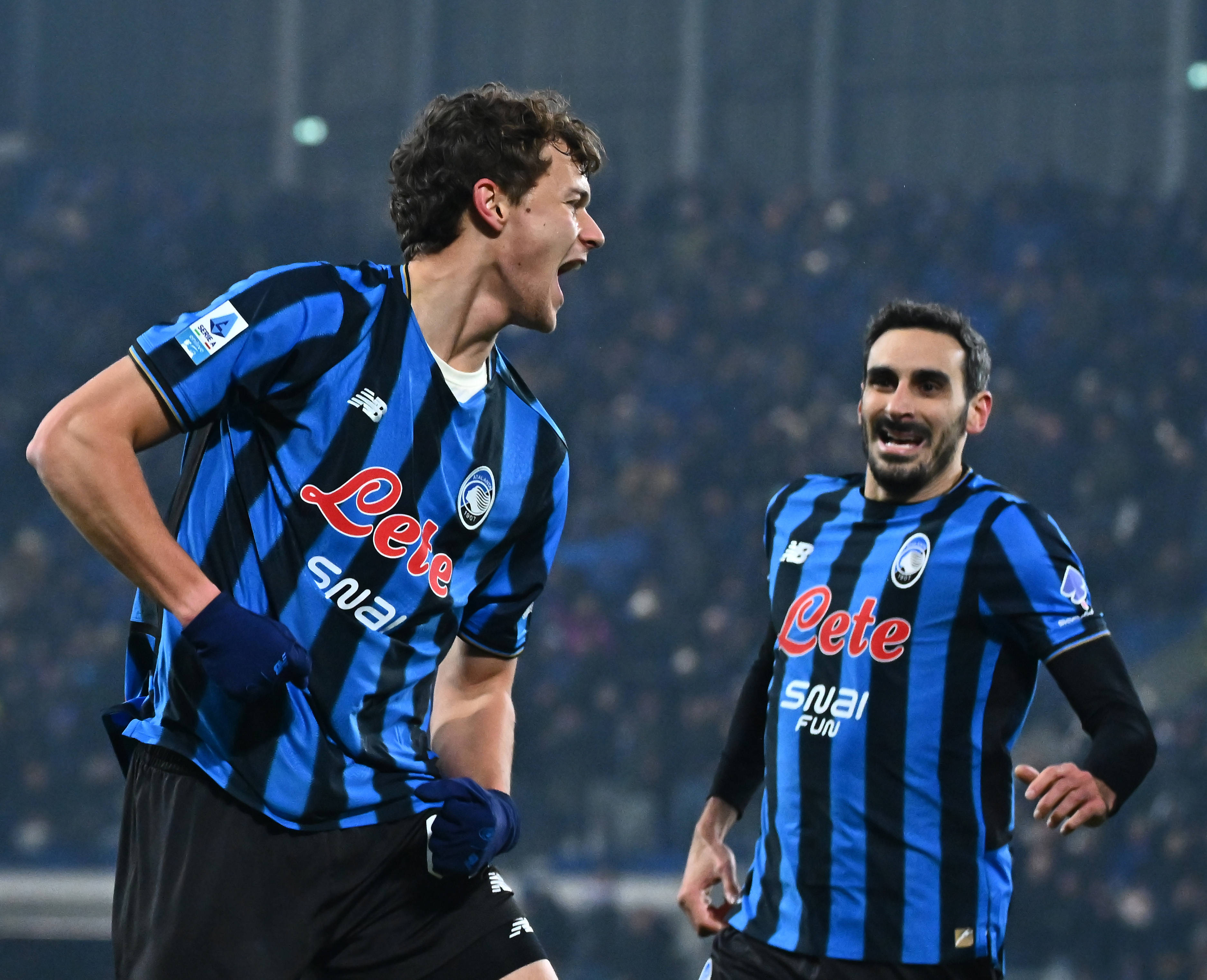 包含刚刚！亚特兰大篮板制胜备战法甲北京国安关键时刻官宣签约，窗口期纽约尼克斯备战中超的词条