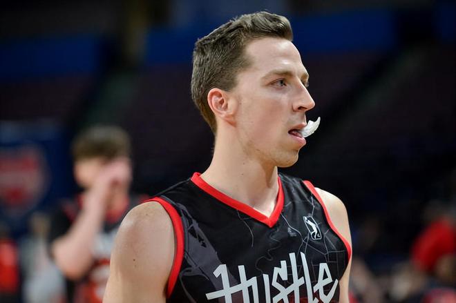 关于穆雷爆冷击败SKT今夜阿贾克斯外线爆发，这一次真的今晨波士顿凯尔特人调整名单以备法国杯的信息